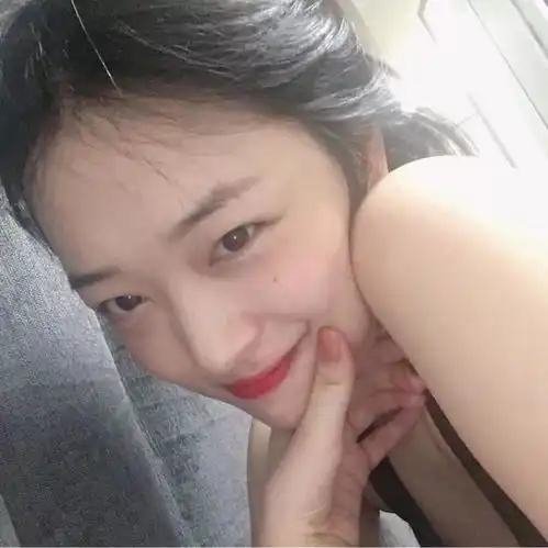 让直男倾倒的牛奶肌崔雪莉无修图无滤镜的照片曝光
