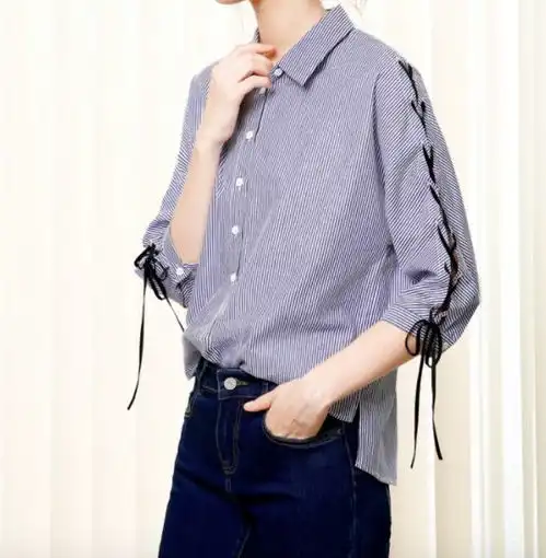 跟着穿时髦又有范儿的三套look,mom裤宽松遮肉上衣,减龄背带裤,性感bf衬衫紧身牛仔裤
