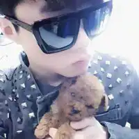 外国男神带墨镜头像微信头像图片大全
