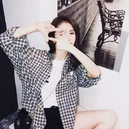 两人闺蜜头像霸气超拽拿命去搏我的未来
