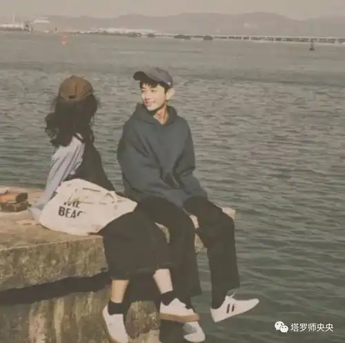 塔罗牌占卜你喜欢的人也喜欢你吗
