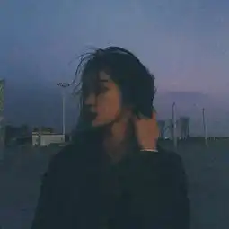 抑郁症头像女生压抑图片伤感头像女生冷淡
