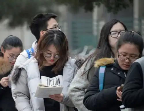研究生阴盛阳衰比例失衡,快成女儿国,背后原因耐人寻味
