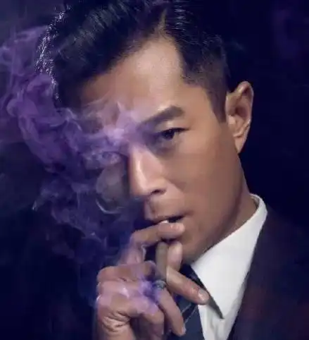 这五位男明星曾是美男代名词,可现在的他们长相一个比一个怪异
