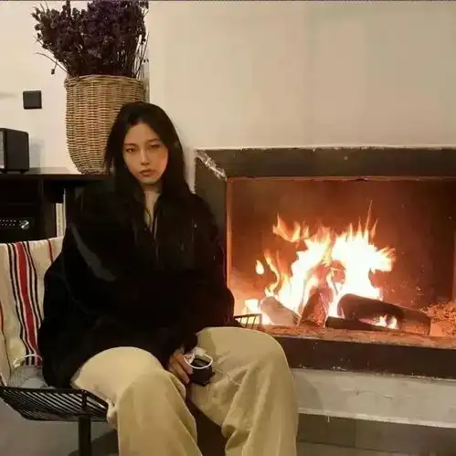 私藏高级小众感情侣头像高级氛围感cp情头明显
