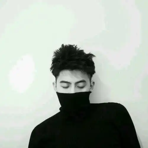 求不带字的情侣头像像这种的最好配上网名
