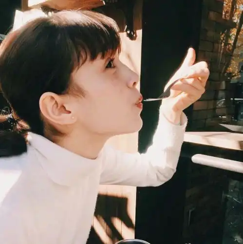 被天使吻过嗓子的4大星座女,一开口全身沸腾,网友我喜欢
