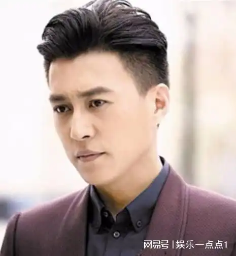 靳东不止人帅,而且从他身上能找到那种安全感
