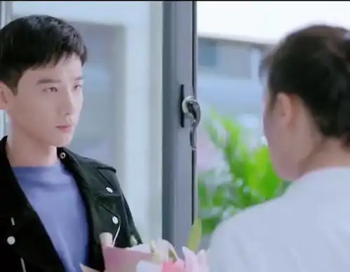 没男朋友犯法不女主被推男主直接霸气护妻
