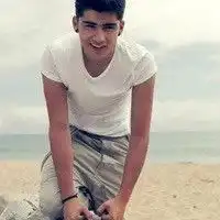 男生帅哥头像大全爱情就是一场玩笑
