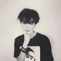 帅气到犯规的男生个性头像
