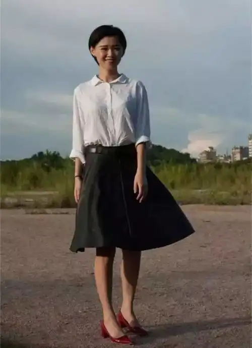 我愿为你变成更好的自己,男票苦学拍照女友减肥30斤

