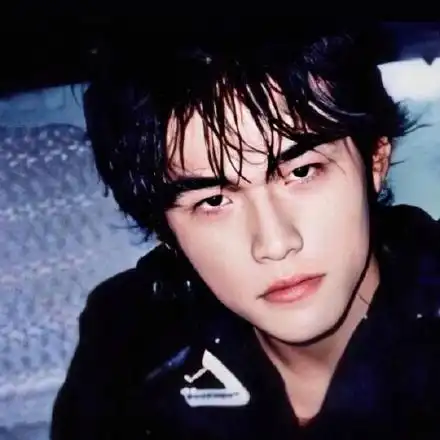 男明星难逃中年发福连周杰伦也不例外
