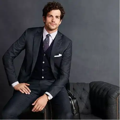 brooksbrothers布克兄弟就该配备这样的毛衣
