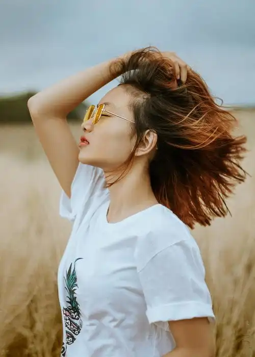 离婚丈夫把酒友勾来出租房,黑天白夜地喝不想妻子不当一分人腾讯新闻
