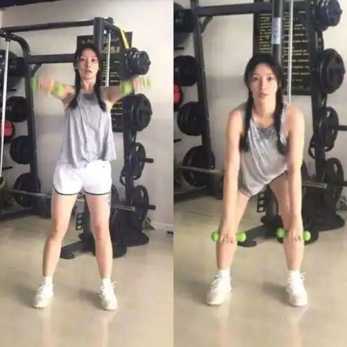 近日,女神柳岩一组健身照,走红网络好粗壮啊
