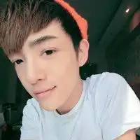 2013帅气男生qq头像你从未走出我的思念
