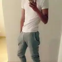 求另半部分头像
