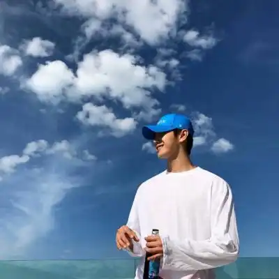 如何从出生日期看姻缘何时到八字财弱的人适合什么行业
