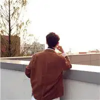 靠脸的男人无需看脸阳光帅哥背影头像
