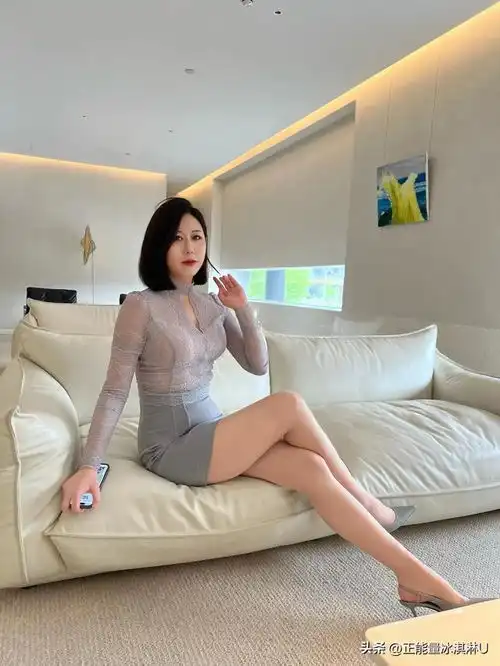 性感纯欲风的女神
