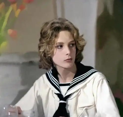 盘点那些年轻时惊艳时光的美人们,真的美得雌雄莫辨
