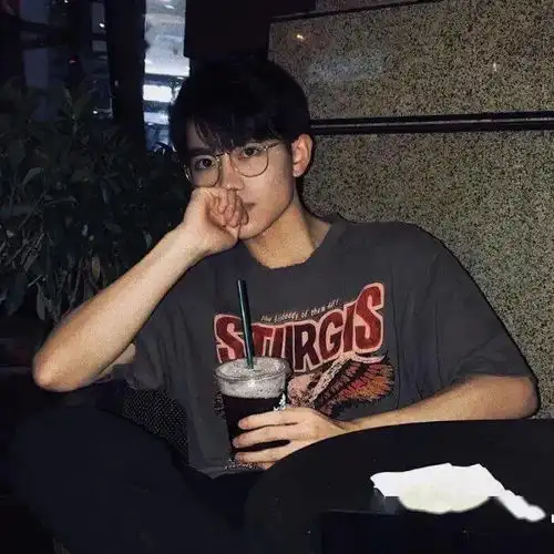 头像丨我可以照顾你吗人间
