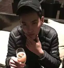 刘昊然喝酒头像