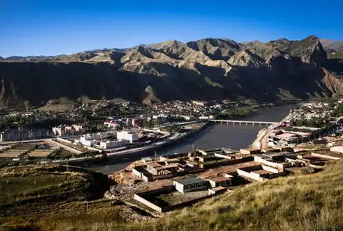 果洛州人口分布玛沁县5.81万人,班玛县3.18万人
