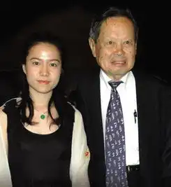 被老男人玩弄过的十大女星,她却成为国内头号女星
