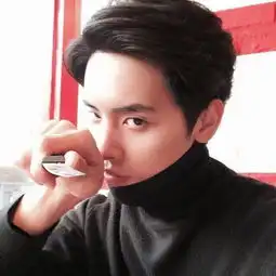 男头像
