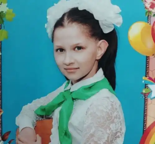 12岁女学生放学路上遭到陌生男子杀害,尸体丢在树林
