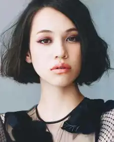 春节最适合发型连男人也觉得有女人味
