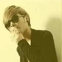 谁帮我设计下qq网名和头像两个男生
