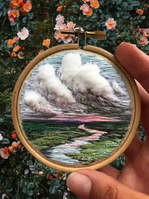 男人爱刺绣却被嘲笑这对情侣环游欧洲,用刺绣记录风景,瞬间圈粉20万

