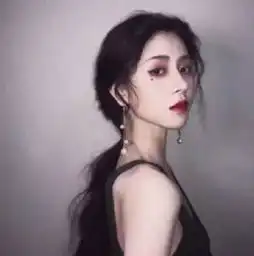 女生爱你入骨时,定会把这3隐私告诉你,遇到就别辜负
