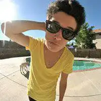 霸气男戴墨镜头像一对微信头像图片大全
