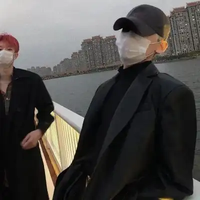 很霸气又吸引人的帅气真人男生头像大全没点自我安慰的本事真撑不到现在
