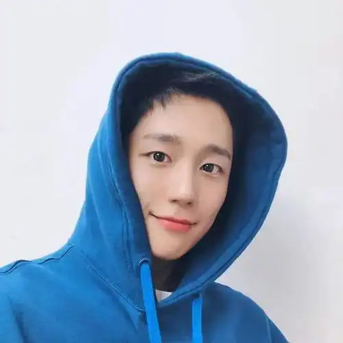 小奶狗丁海寅最全ins私照合辑,快收藏
