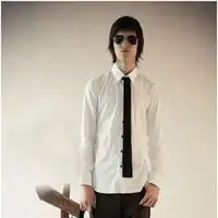 白衬衫加领带男头像微信头像图片大全
