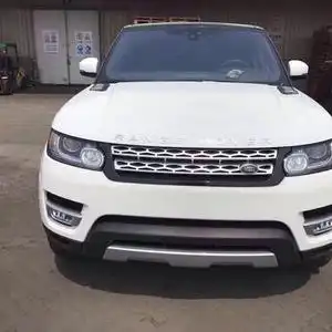 17款路虎揽胜运动版豪华霸气两者兼得
