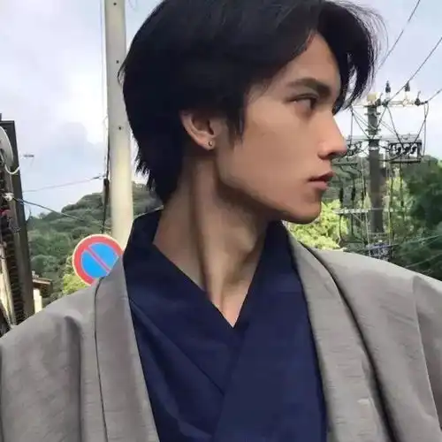 你好,我可以要你的微信头像吗
