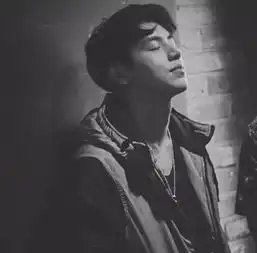 我若不是你的唯一那么请保持距离
