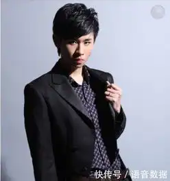 没想到穷奇换下剧服穿上西装竟然这么帅气,网友们大呼心动了
