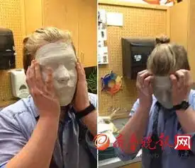 悲剧了他戴上石膏面具竟摘不下来当场吓哭旁边同学却一直大笑图
