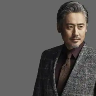 男演员
