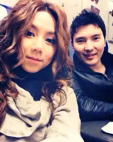 邓紫棋背后的男人张丹曝光超级地产富二代迷恋音乐两人秘事细数
