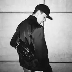 个性多样的男生高清微信头像
