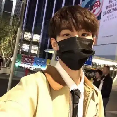 林鹤居颓废夜晚暗黑男神男生头像
