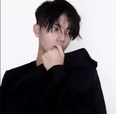 qq聊天对方突然没动静不如试试这3招,他不秒回算我输
